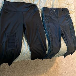 2 pairs of XL Leggings